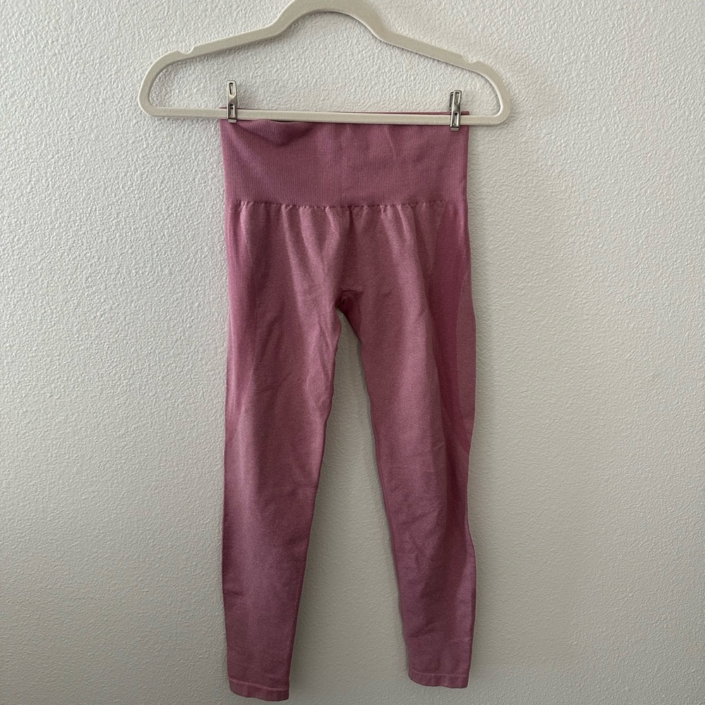 NVGTN Contour Leggings - Pink Size Small